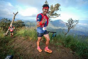 BIB: 827
                            <button type="button" onclick="openModal(22449861)" class="btn btn-primary btn-sm float-right btn-popup" data-toggle="modal" data-target=".modal-high-quality">
                        <i class="fas fa-shopping-cart"></i> Add to Cart
                    </button>
                                            <button type="button" onclick="isThisMe(22449861, true)" class="btn btn-success btn-sm float-right btn-popup btn-isme hidden" data-toggle="tooltip" data-placement="bottom" title="นี่คือรูปของคุณใช่ไหม คลิกที่นี่เพื่อเอาเข้าอัลบั้ม">
                        <i class="fas fa-plus"></i> Add to album
                    </button>
                    <button type="button" onclick="isThisMe(22449861, false)" class="btn btn-warning btn-sm float-right btn-popup btn-isnotme hidden">
                        <i class="fas fa-ban"></i> Remove from album
                    </button>